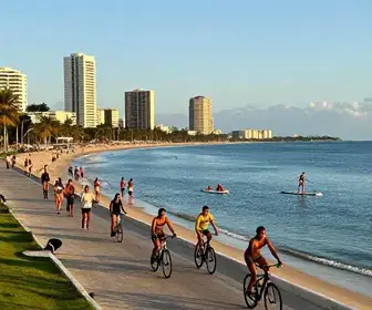 Atividades Esportivas e Recreativas na Orla de Atalaia Atividades Esportivas e Recreativas na Orla de Atalaia